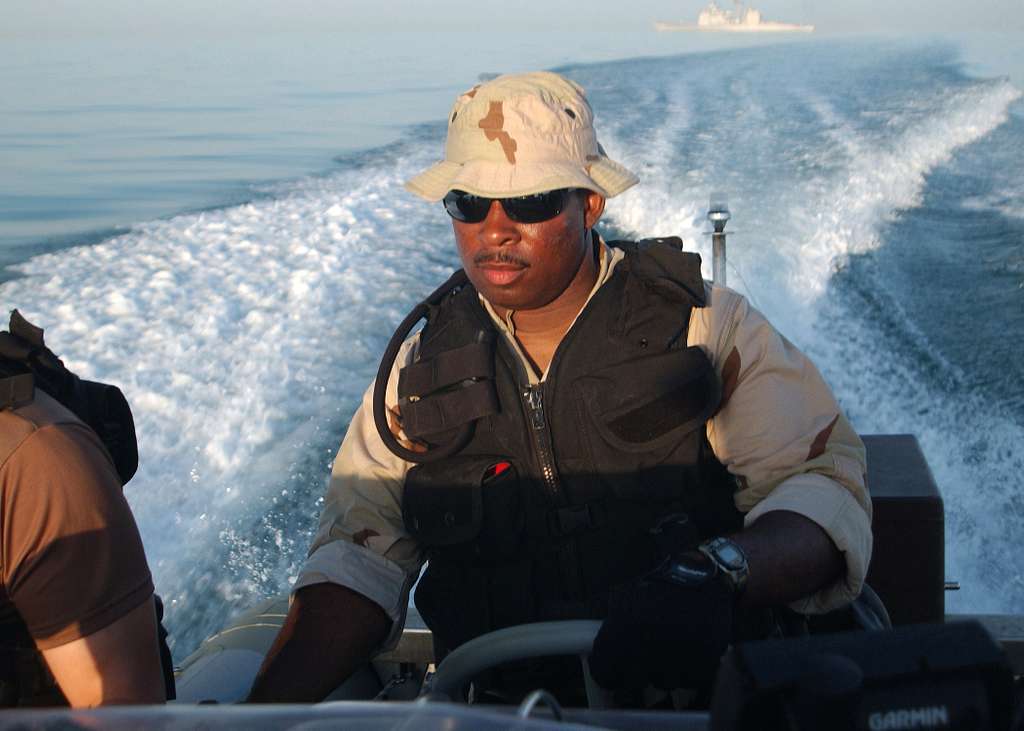 DVIDS - Images - Coast Guard medevacs man from fishing vessel Kari Marie  201 miles north of St. Paul, Alaska [Image 2 of 2]