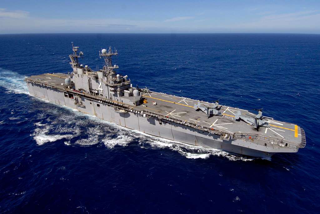 The amphibious assault ship USS Nassau (LHA 4) crosses the Atlantic ...