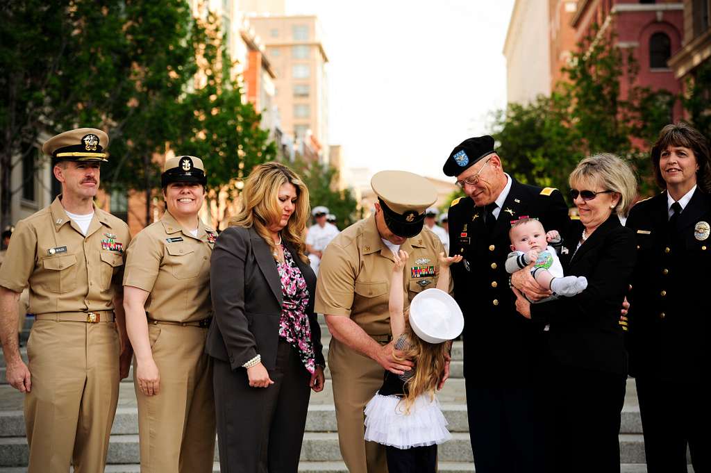 WASHINGTON (May 14, 2019) Screech, the Washington Nationals mascot, shakes  hands with Personnel Specialist 1st Class Angelita Baggoo, Navy Reserve  Sailor of the Year, at Nationals Park in Washington, D.C. - PICRYL 