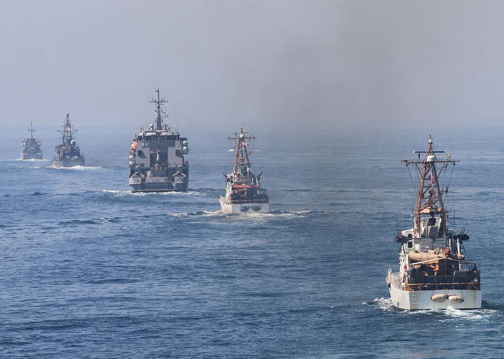 U.s. And Iraqi Navy Ships Transit The Arabian Gulf. - Picryl - Public 