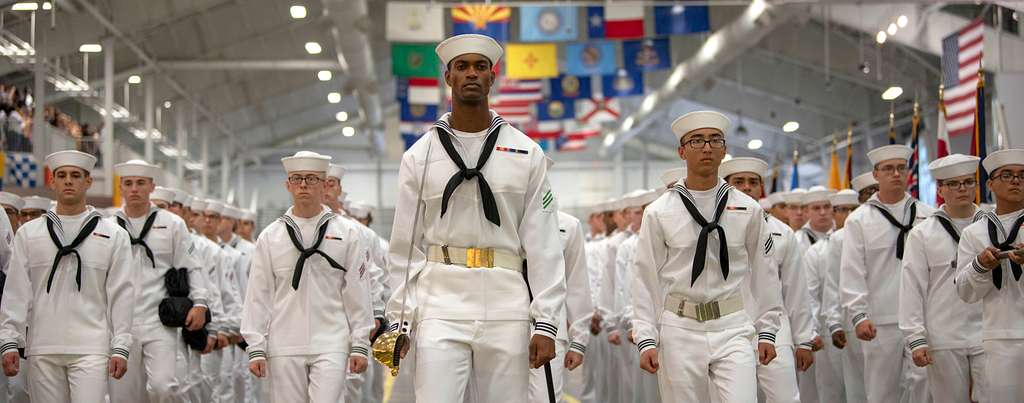 DVIDS - Images - New Commander takes the Helm at Navy Reserve Navy  Installations Command [Image 1 of 4]