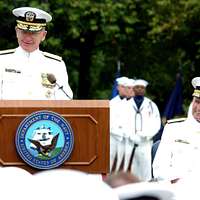 File:US Navy 050722-N-0295M-019 Retired Adm. Vern Clark and his